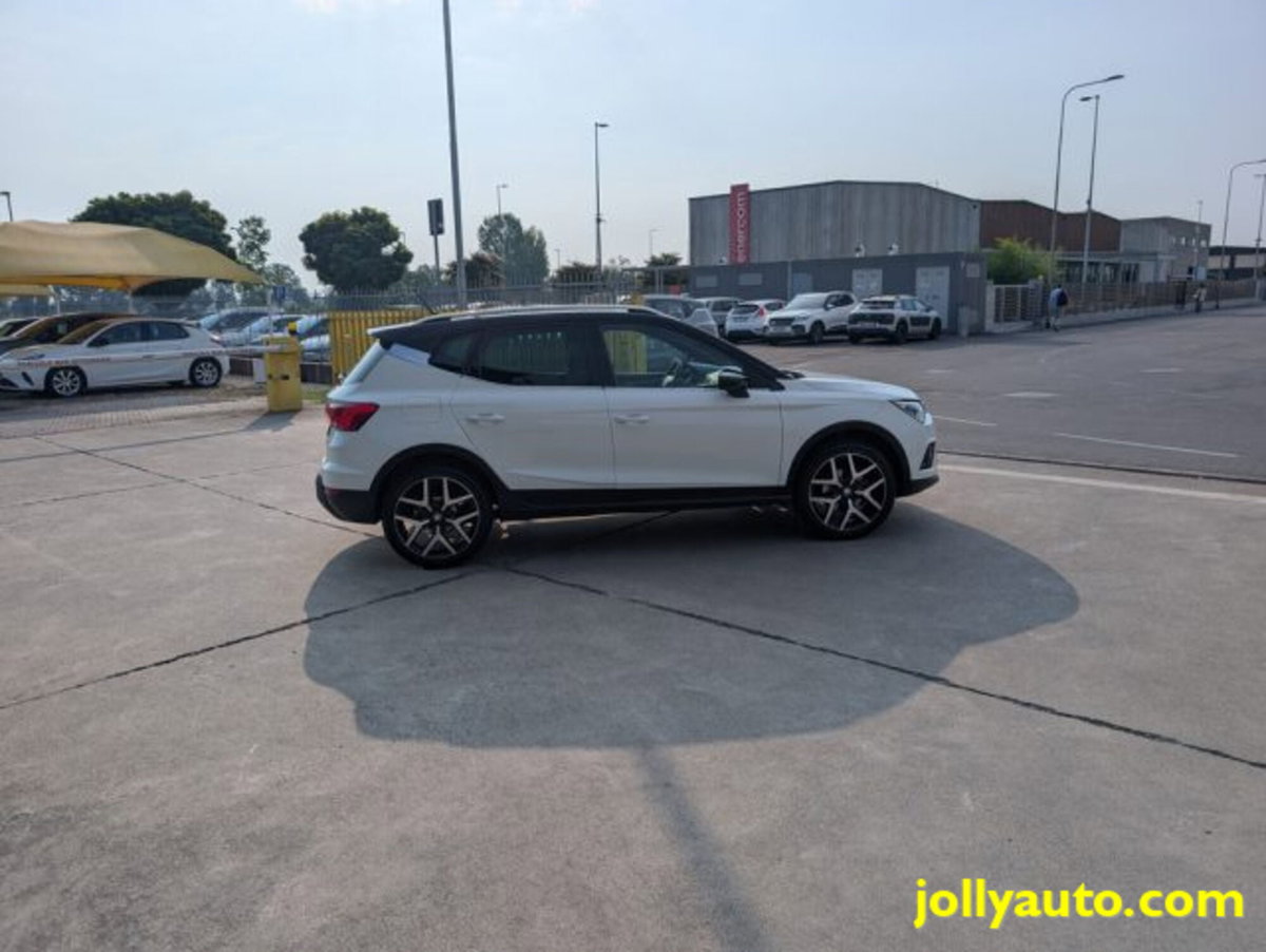 SEAT Arona 1.5 TSI EVO DSG ACT FR (4)