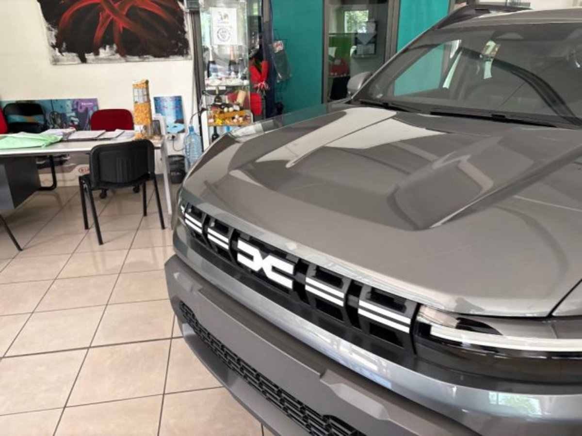 Dacia Duster 1.0 Eco-G Essential 100cv (3)