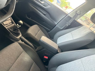 Dacia Duster 1.0 Eco-G Essential 100cv (9)
