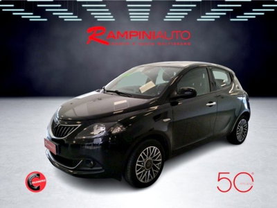 Lancia Ypsilon 1.0 FireFly 5 porte S&S Hybrid Gold Plus usata