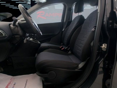Lancia Ypsilon 1.0 FireFly 5 porte S&S Hybrid Gold Plus (16)