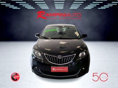 Lancia Ypsilon 1.0 FireFly 5 porte S&S Hybrid Gold Plus (4)