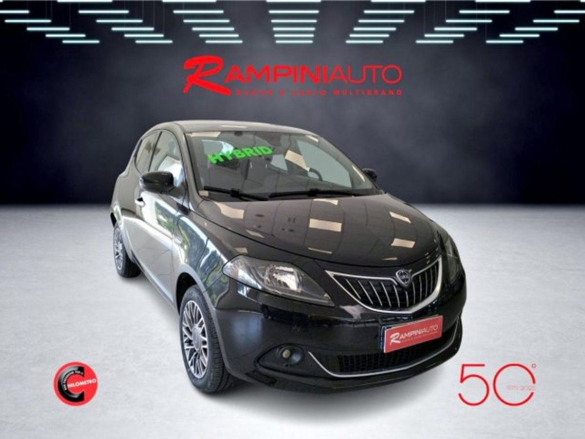 Lancia Ypsilon 1.0 FireFly 5 porte S&S Hybrid Gold Plus (5)