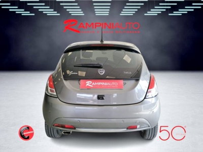 Lancia Ypsilon 1.0 FireFly 5 porte S&S Hybrid Gold Plus (10)