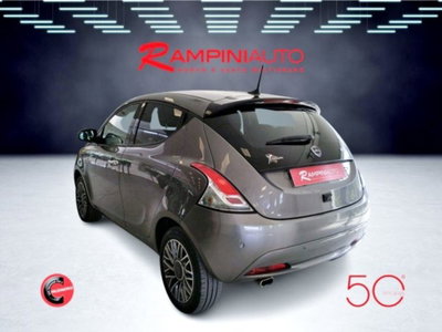 Lancia Ypsilon 1.0 FireFly 5 porte S&S Hybrid Gold Plus (11)