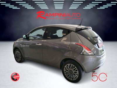 Lancia Ypsilon 1.0 FireFly 5 porte S&S Hybrid Gold Plus (12)