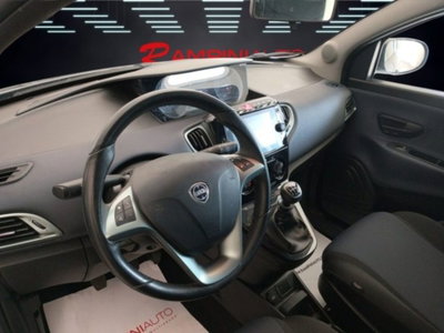 Lancia Ypsilon 1.0 FireFly 5 porte S&S Hybrid Gold Plus (15)