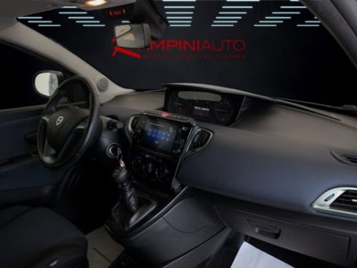Lancia Ypsilon 1.0 FireFly 5 porte S&S Hybrid Gold Plus (20)