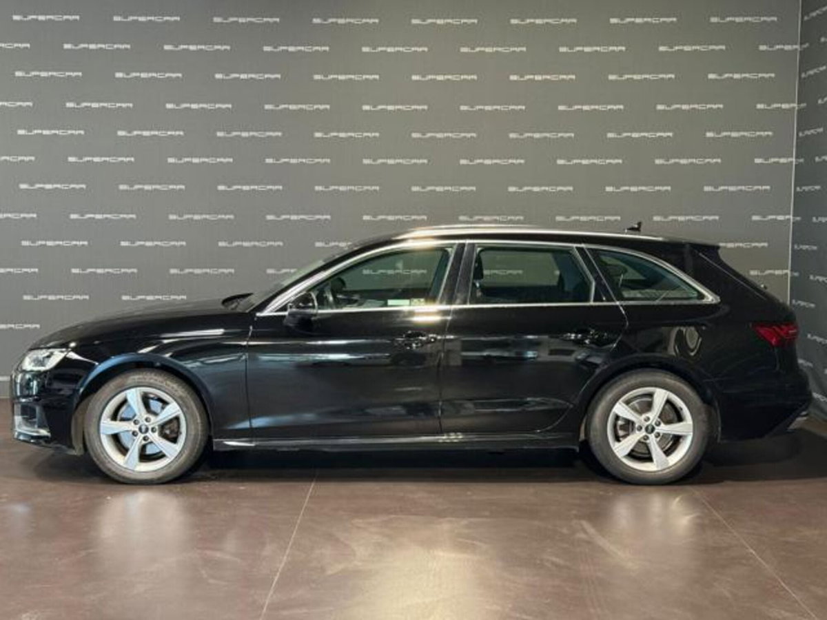 Audi A4 Avant 30 TDI/136 CV S tronic Business Advanced (5)
