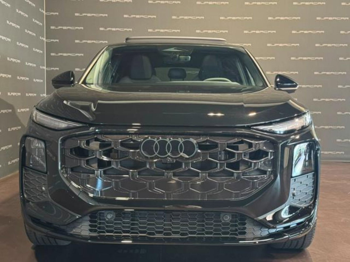 Audi Q3 Sportback 2.0 tdi S line edition 150cv s-tronic (2)