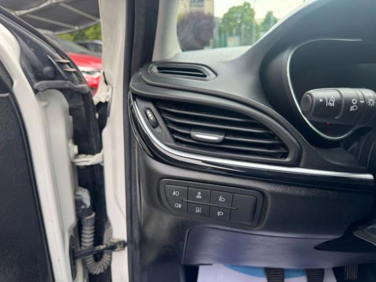 Fiat Tipo Tipo 5p 1.0 t3 Cross 100cv (9)