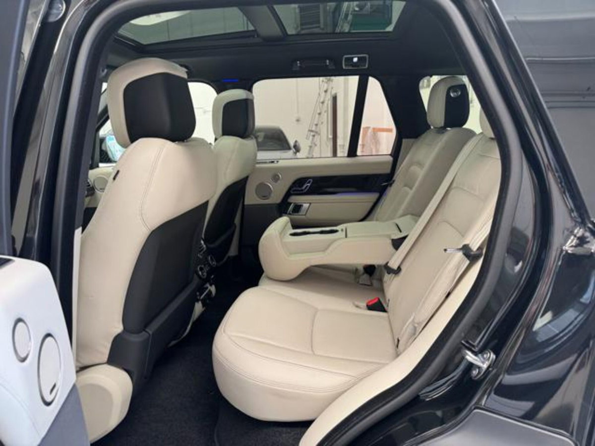 Land Rover Range Rover 3.0 SDV6 Vogue (19)