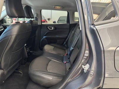 Jeep Compass 1.3 T4 190CV PHEV AT6 4xe Limited (9)
