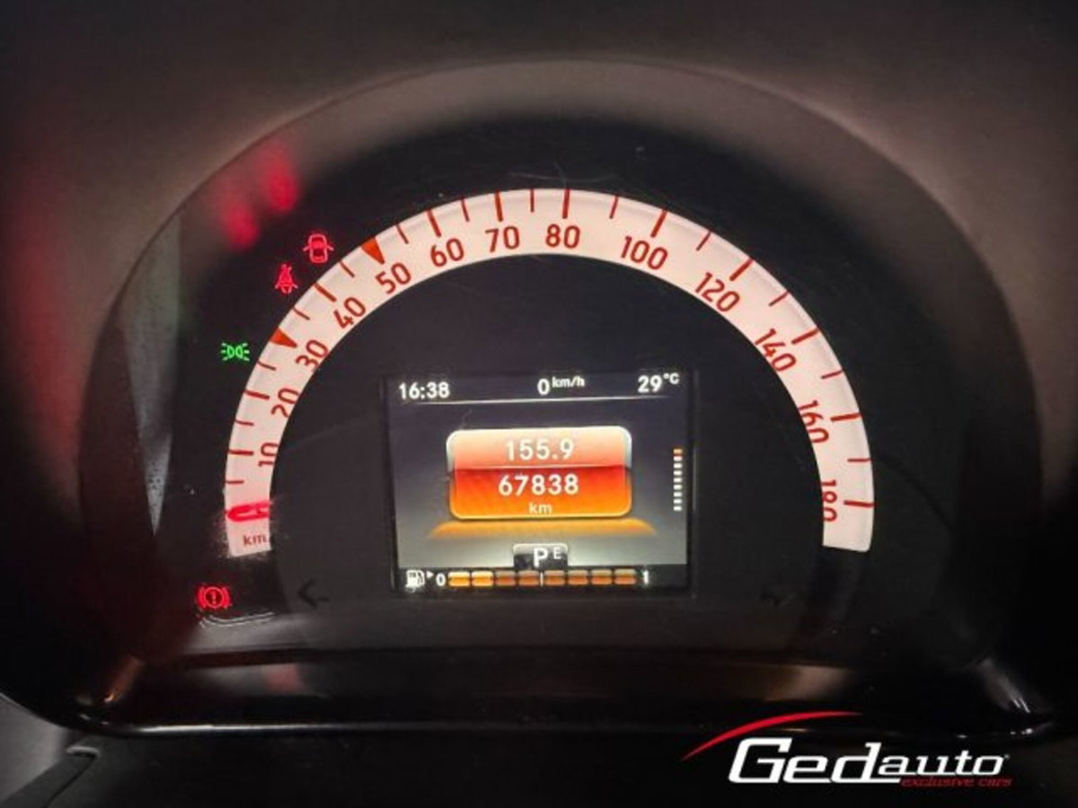 smart Fortwo 70 1.0 Superpassion (11)