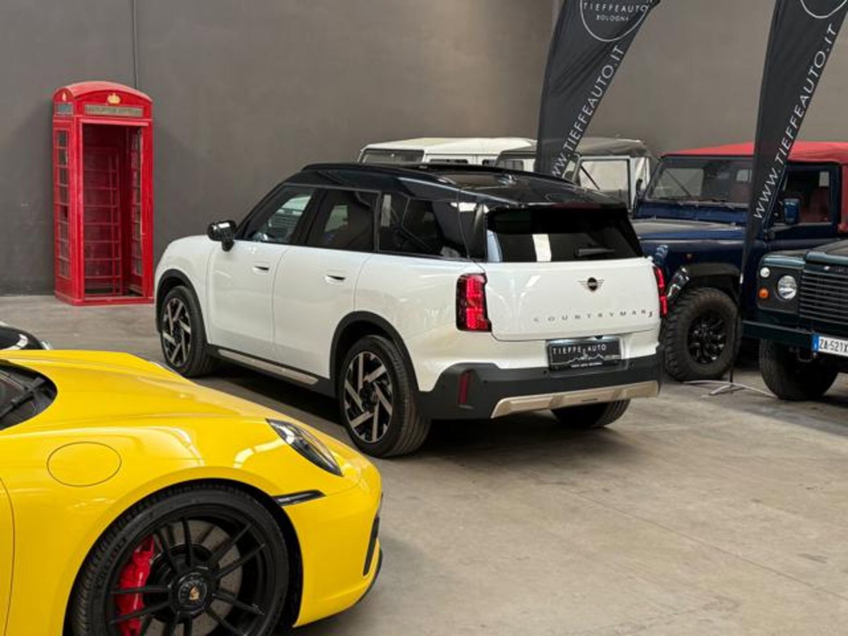 MINI Mini Countryman E Favoured (6)
