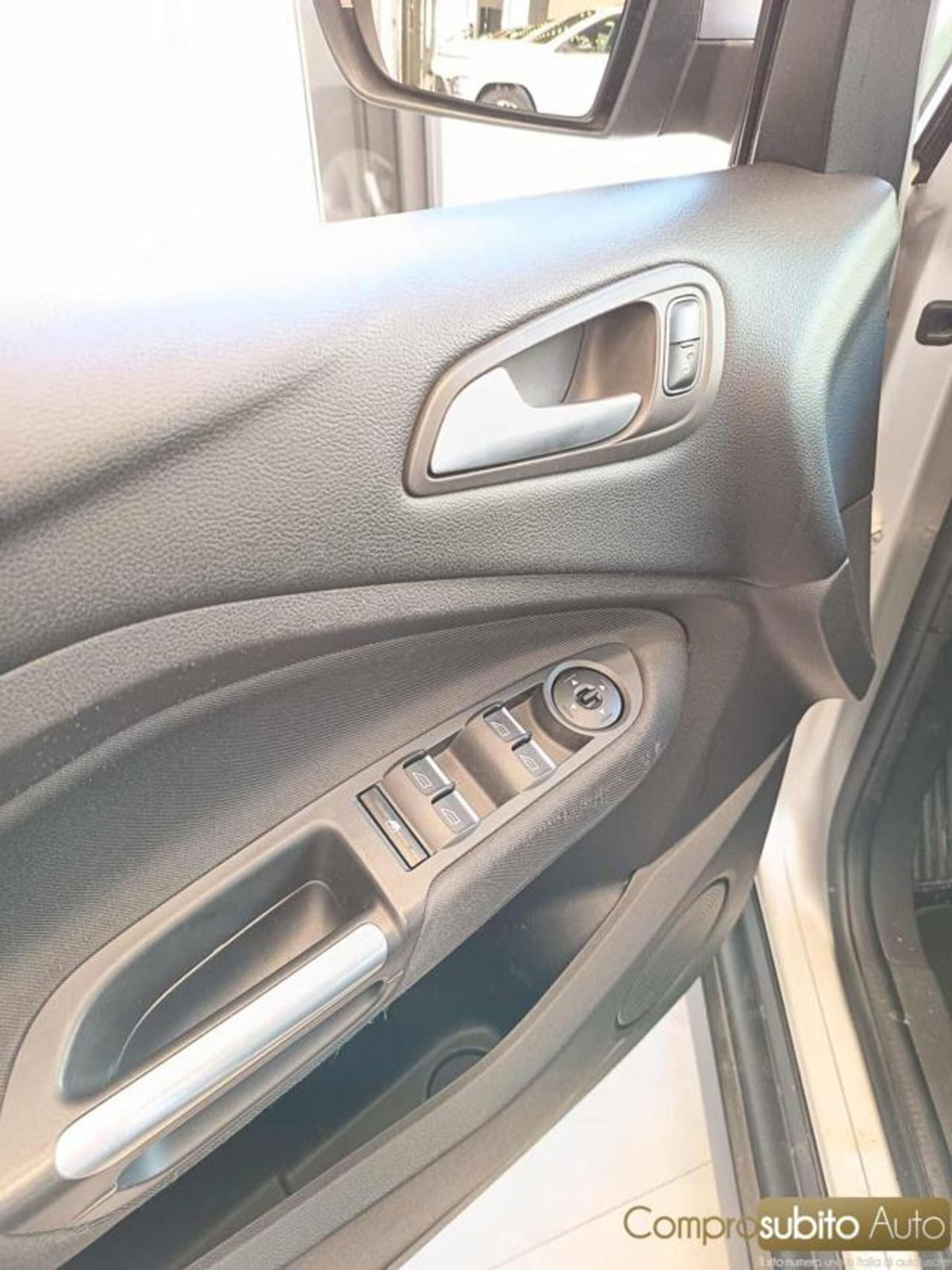 Ford C-Max 1.5 TDCi 95CV Start&Stop Titanium (10)