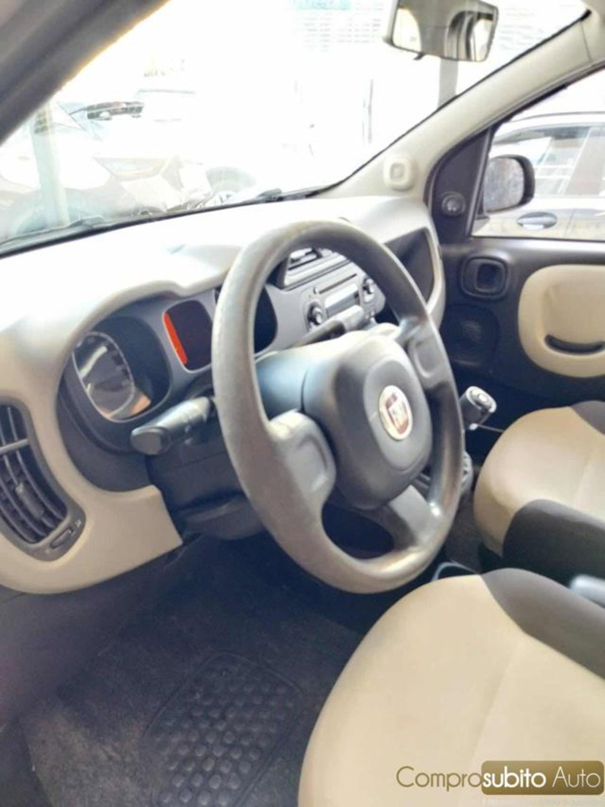 Fiat Panda 0.9 TwinAir Turbo Natural Power Lounge (10)