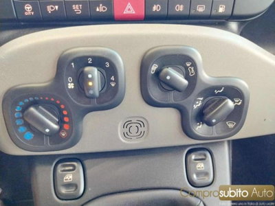 Fiat Panda 0.9 TwinAir Turbo Natural Power Lounge (14)