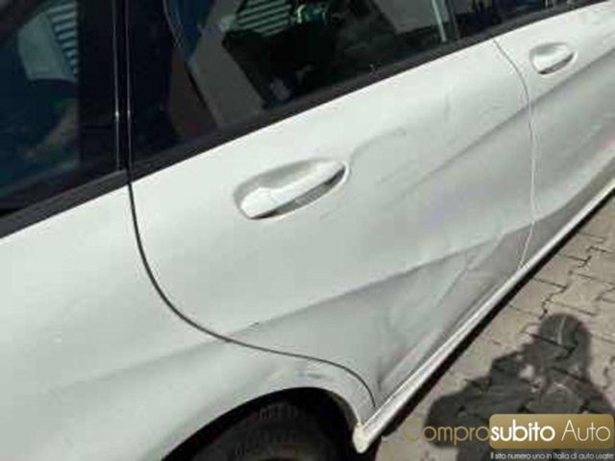 Mercedes-Benz Classe B 160 Executive (16)