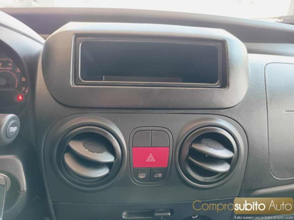 Fiat Fiorino 1.3 MJT 95CV Combinato (11)