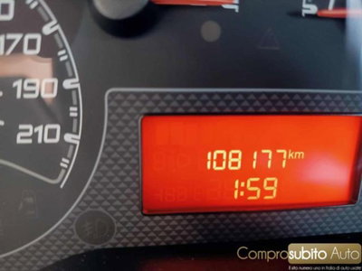 Fiat Fiorino 1.3 MJT 95CV Combinato (18)