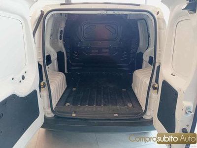 Fiat Fiorino 1.3 MJT 95CV Combinato (9)