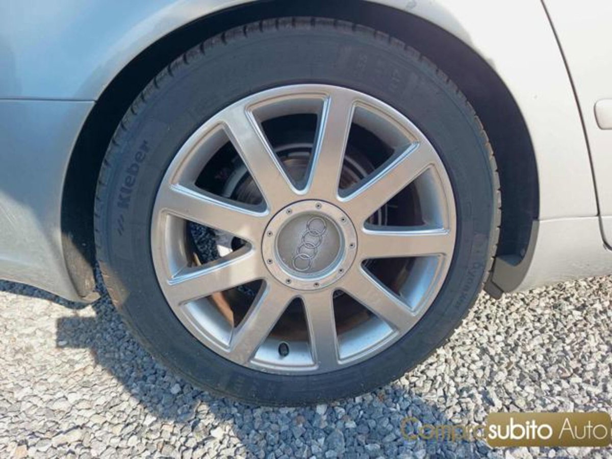 Audi A4 Avant 1.9 TDI F.AP. Sport (6)