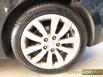 Kia Carens 1.7 CRDi 115 CV Class (19)