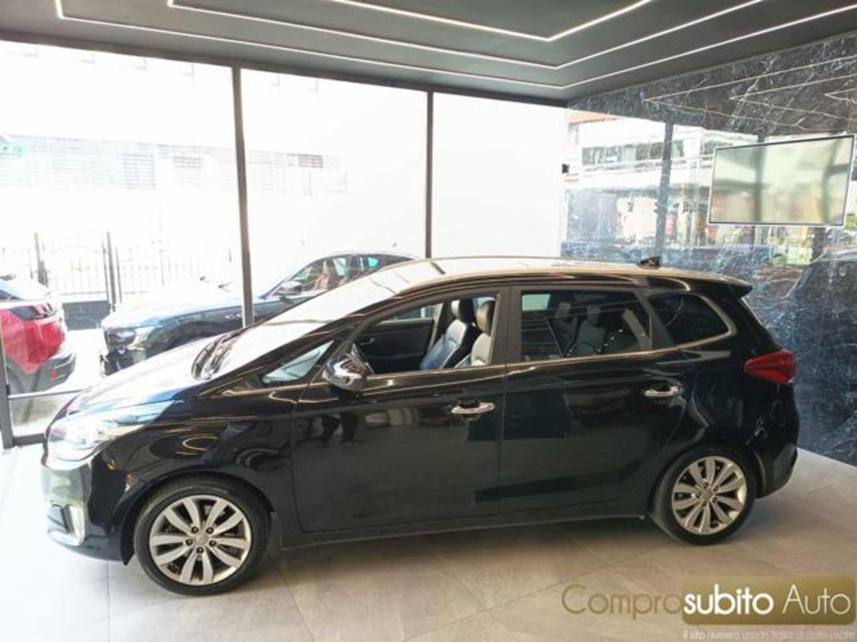 Kia Carens 1.7 CRDi 115 CV Class (5)