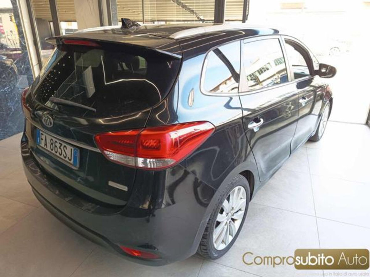 Kia Carens 1.7 CRDi 115 CV Class (8)