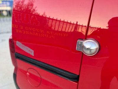 Fiat Fiorino combi N1 1.3 mjt 95cv Adventure (9)