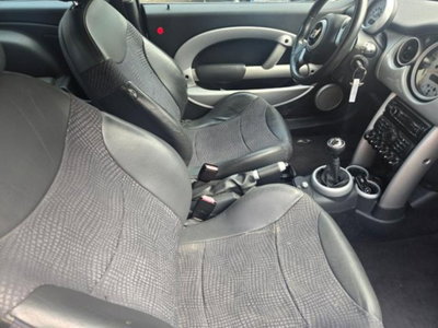 MINI Mini 1.6 16V Cooper (3)
