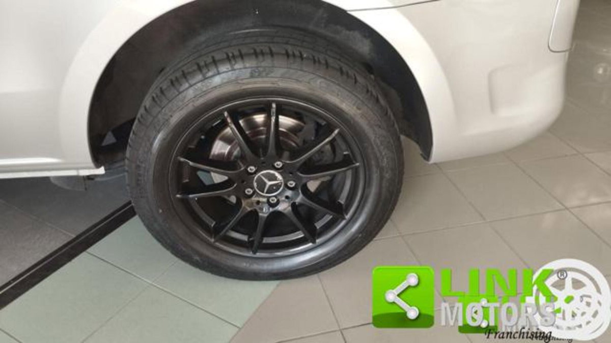 Mercedes-Benz Vito 2.0 119 CDI 4x4 PL Mixto Extra-Long PRO (8)