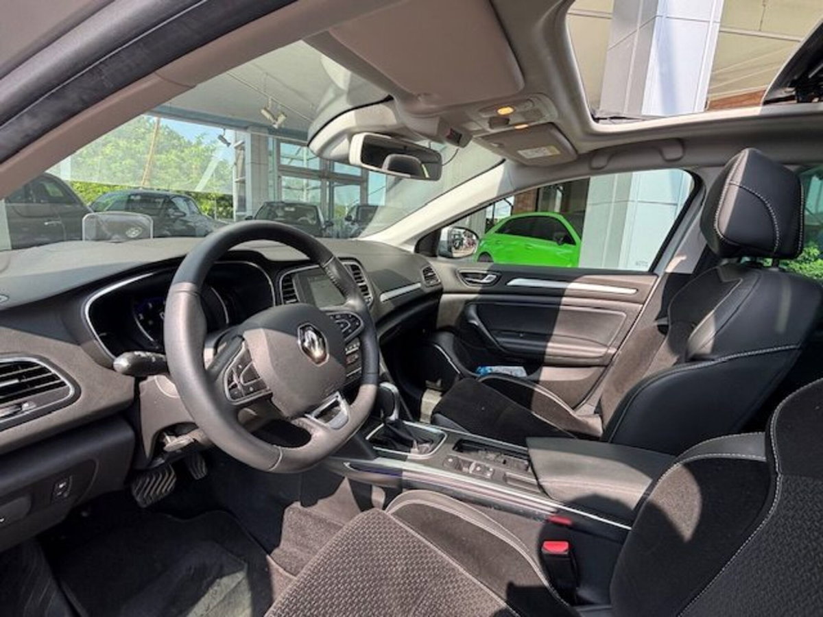Renault Mégane TCe 140CV EDC FAP Executive (11)