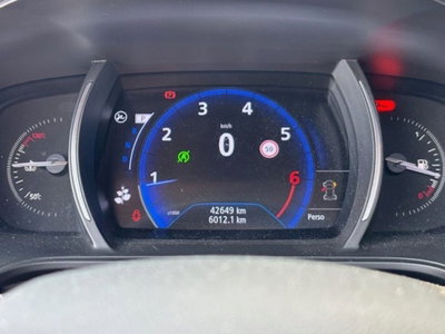 Renault Mégane TCe 140CV EDC FAP Executive (14)