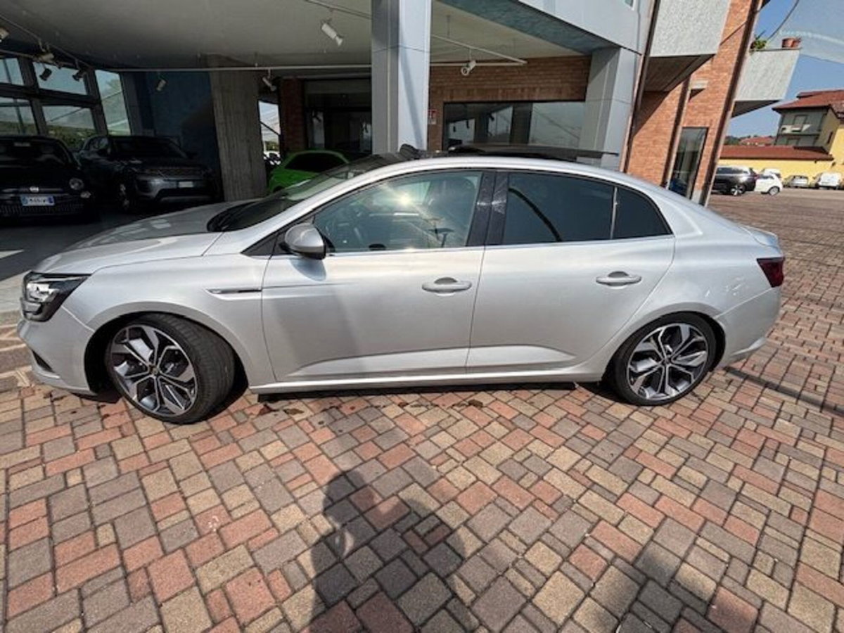 Renault Mégane TCe 140CV EDC FAP Executive (7)