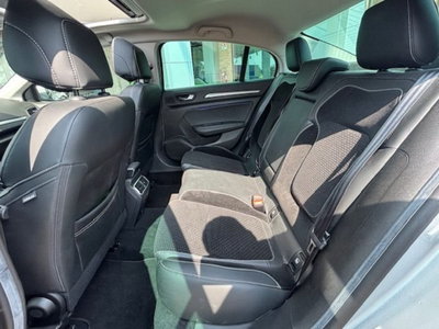 Renault Mégane TCe 140CV EDC FAP Executive (9)