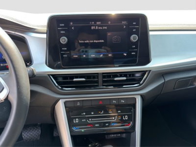 Volkswagen T-Roc 1.5 tsi Life dsg (17)