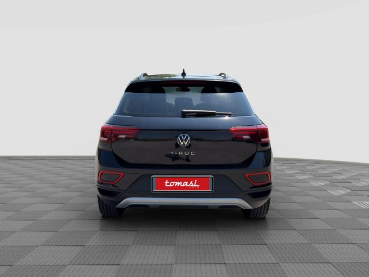 Volkswagen T-Roc 1.5 tsi Life dsg (4)
