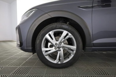 Volkswagen Taigo 1.0 TSI 110 CV DSG R-Line (8)