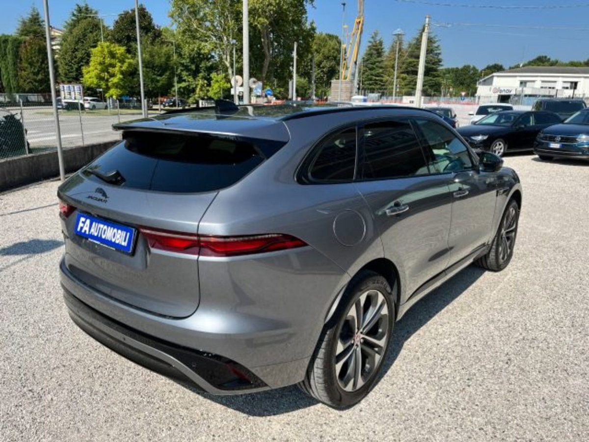 Jaguar F-Pace 2.0 D 204 CV AWD aut. R-Dynamic Black (13)
