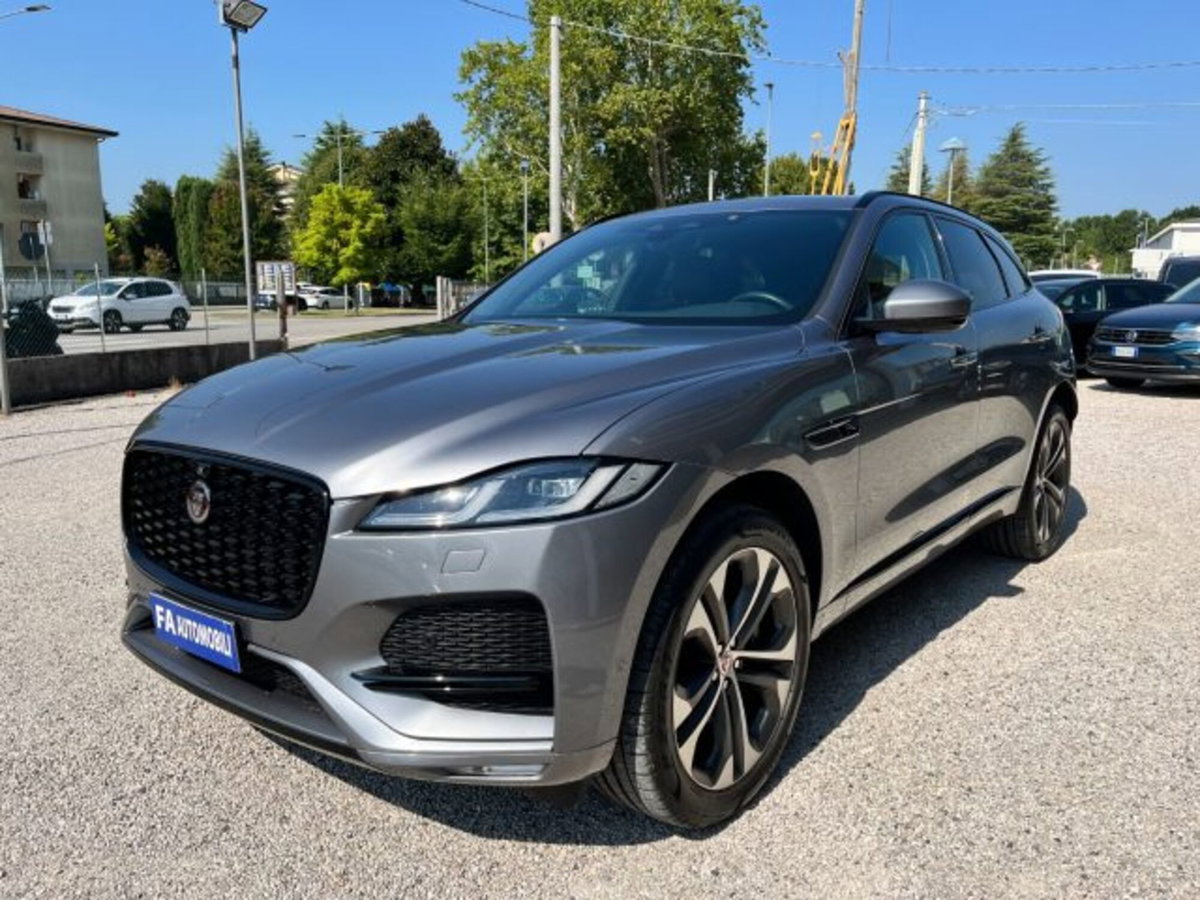 Jaguar F-Pace 2.0 D 204 CV AWD aut. R-Dynamic Black (2)
