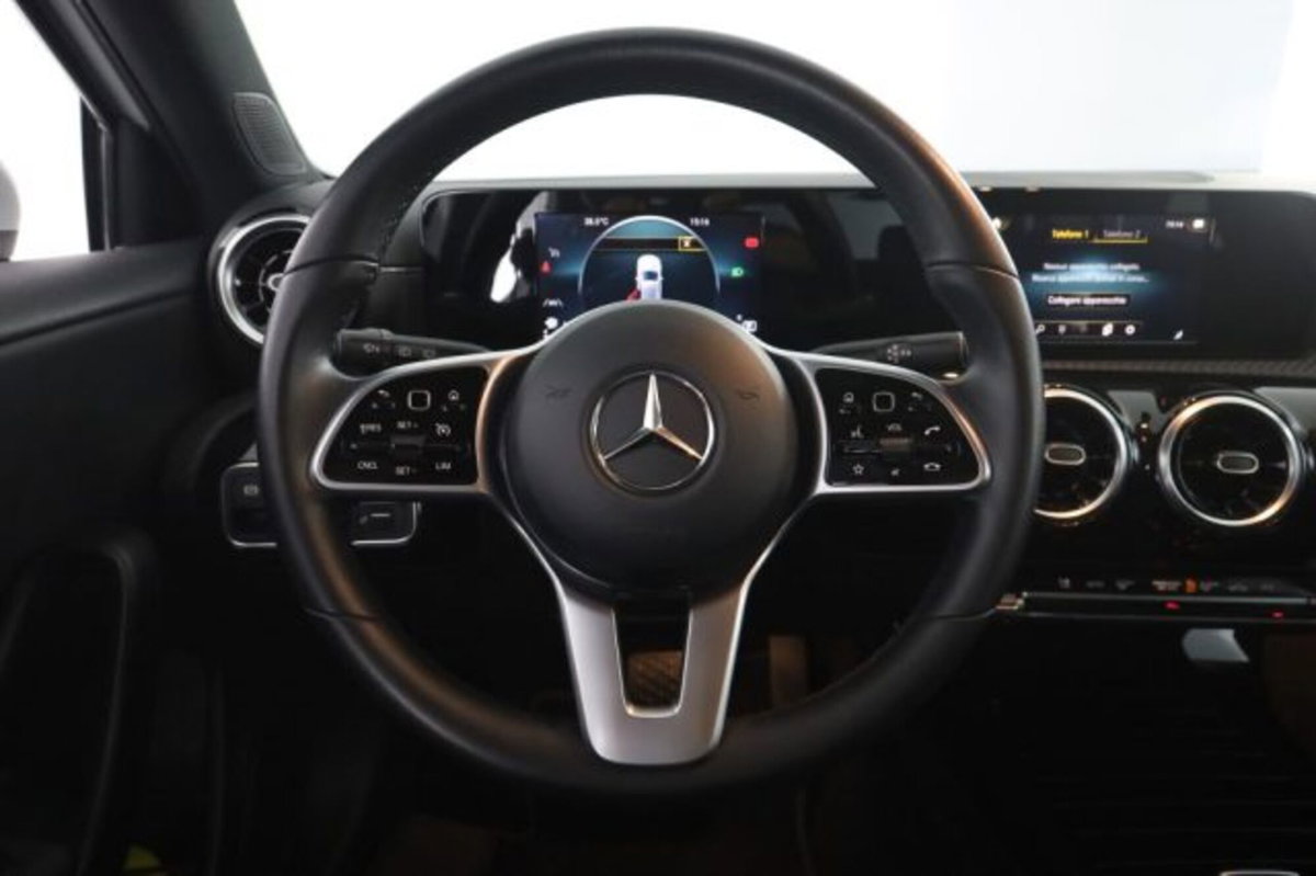 Mercedes-Benz Classe A 180 d Business Extra auto (5)
