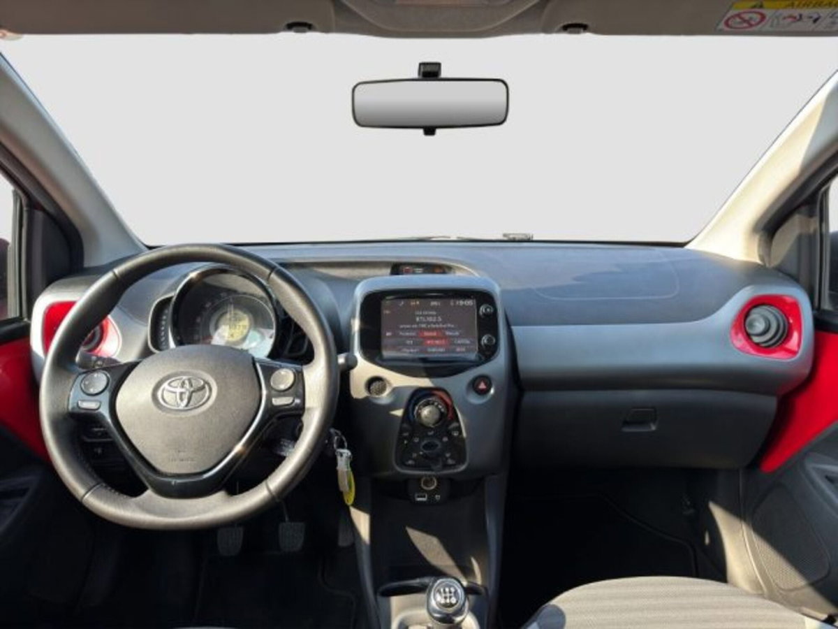 Toyota Aygo 1.0 VVT-i 72 CV 5 porte x-cool MMT (12)