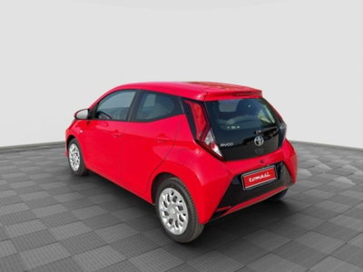 Toyota Aygo 1.0 VVT-i 72 CV 5 porte x-cool MMT (3)