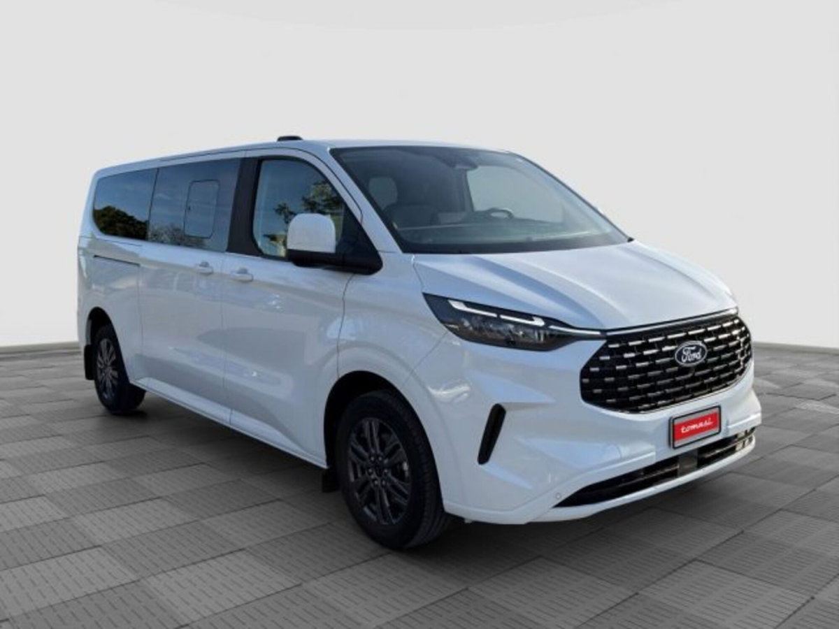 Ford Tourneo Custom 320 2.0 EcoBlue 170CV aut. PL Titanium (7)