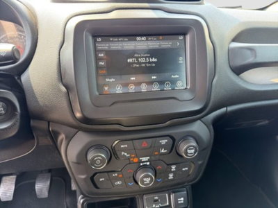 Jeep Renegade 1.6 Mjt 120 CV Limited (17)
