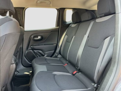 Jeep Renegade 1.5 Turbo T4 MHEV Limited (10)