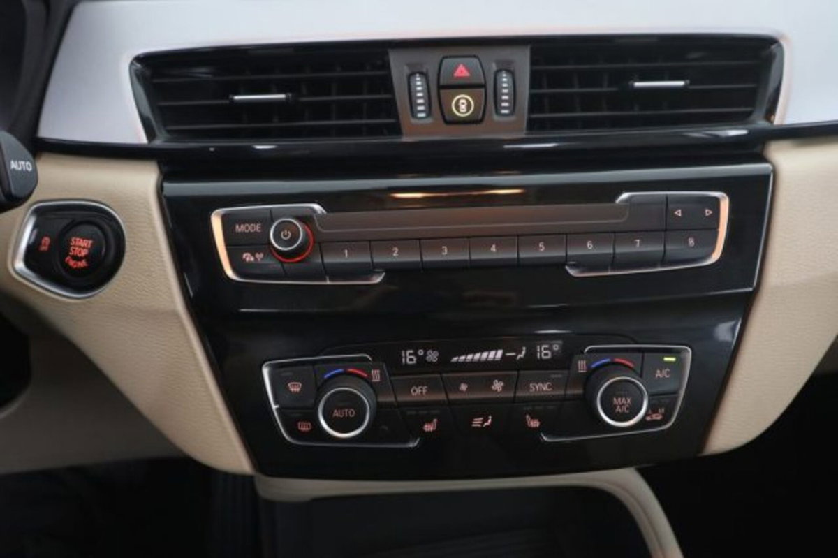 BMW X1 sDrive16d Business Advantage (12)