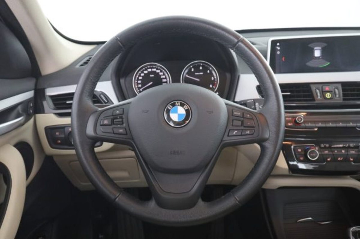 BMW X1 sDrive16d Business Advantage (5)
